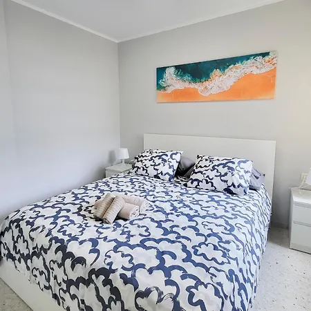 Cristimar Roja דירה